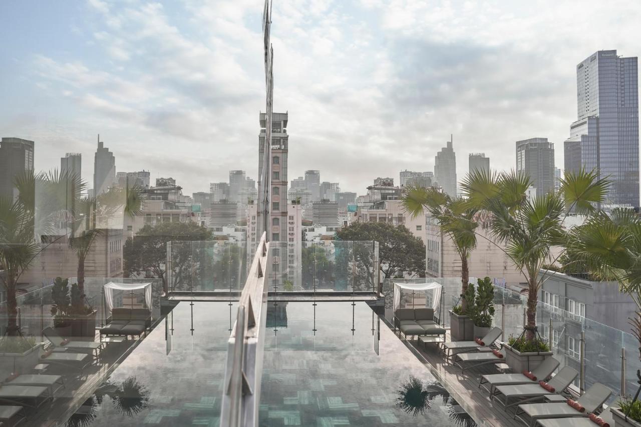 Hotel La Siesta Premium Saigon Ciudad Ho Chi Minh  Exterior foto View from the rooftop pool